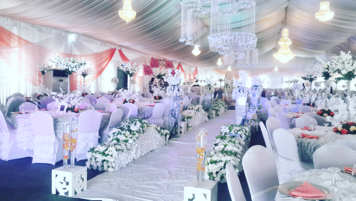 DEVENUE EVENT CENTRE photo 2